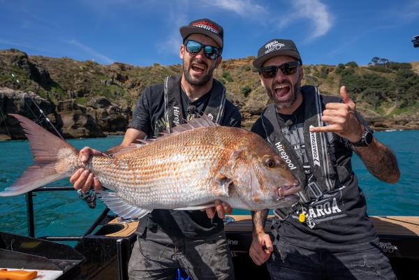 Mig Rumney and Scott Parry A 20 pound snapper Raglan